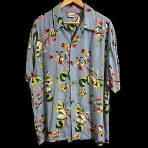 Vintage Disney Micky and Minnie Pale Blue Hawaiian Shirt. (No Size Tag) Size XXL